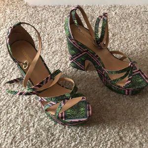 Strappy sandals perfect for summer!